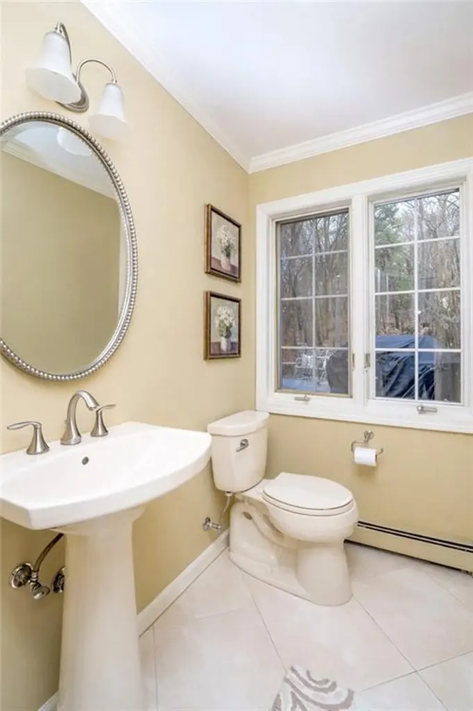 113 Log Road North Smithfield RI 02896