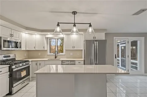 42 Belfield Drive Johnston RI 02919