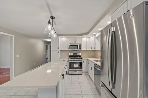 42 Belfield Drive Johnston RI 02919