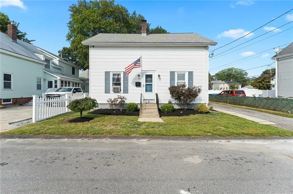3 Arnold Avenue Lincoln RI 02865