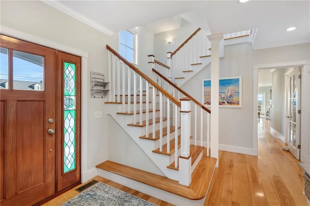 37 Coast Guard Avenue South Kingstown RI 02879