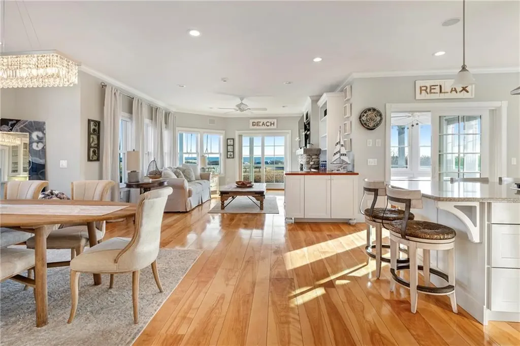 37 Coast Guard Avenue South Kingstown RI 02879