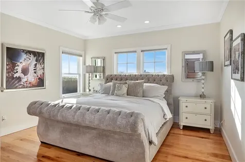 37 Coast Guard Avenue South Kingstown RI 02879