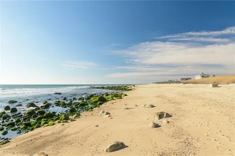 37 Coast Guard Avenue South Kingstown RI 02879