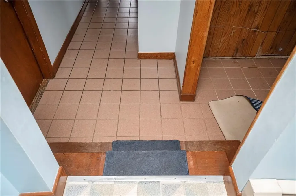 141 Peckham Road Little Compton RI 02837