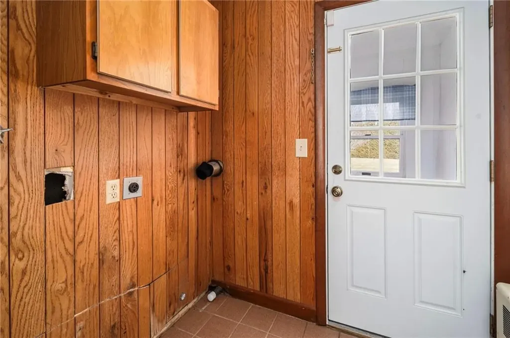 141 Peckham Road Little Compton RI 02837