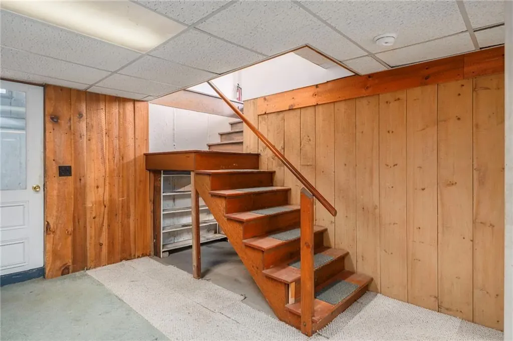 141 Peckham Road Little Compton RI 02837