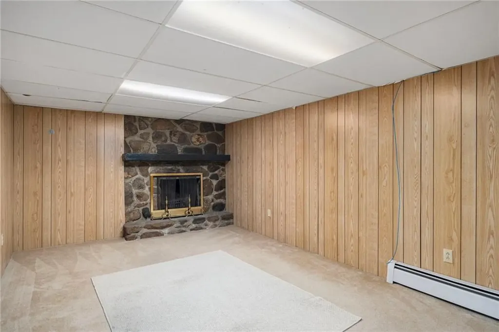 141 Peckham Road Little Compton RI 02837