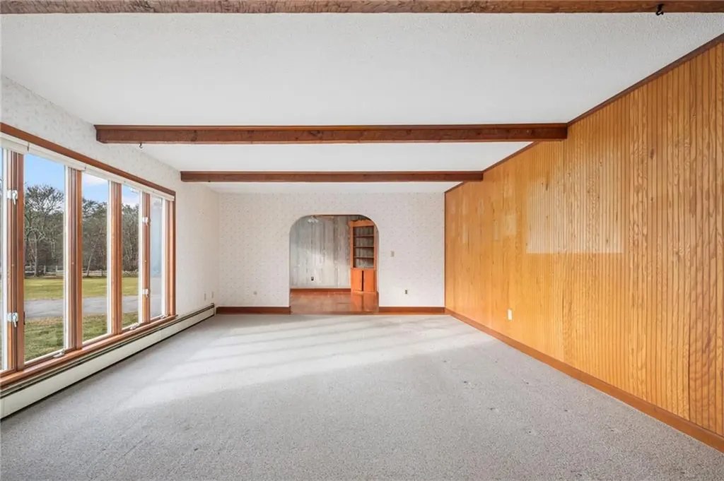 141 Peckham Road Little Compton RI 02837