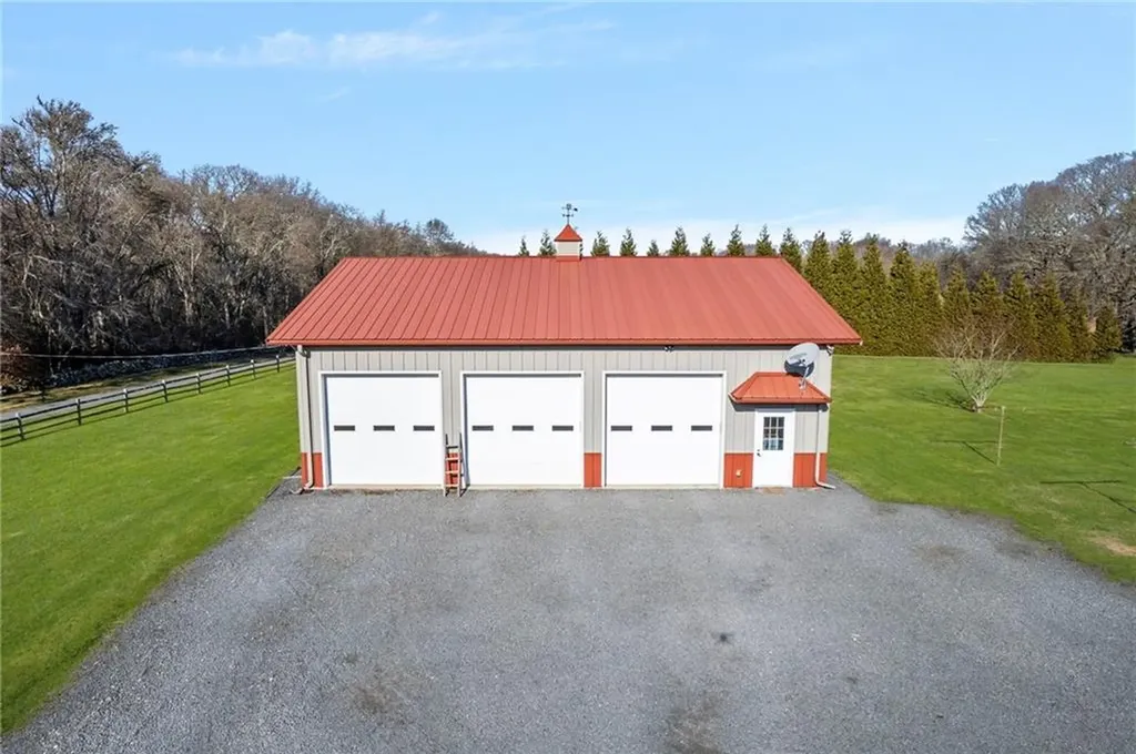 141 Peckham Road Little Compton RI 02837