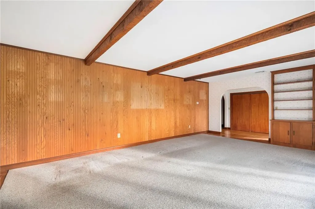 141 Peckham Road Little Compton RI 02837