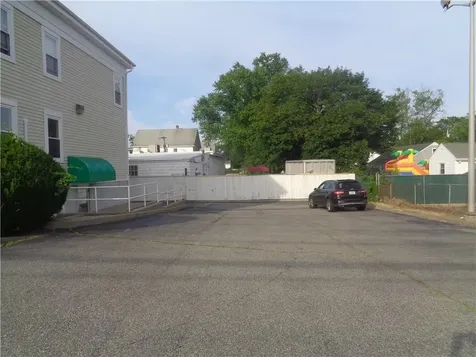 655 Killingly Street Johnston RI 02919