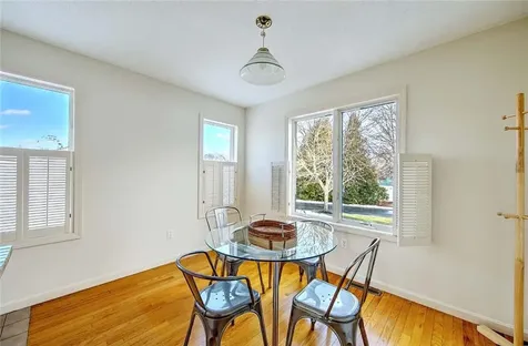 461 North Lane Bristol RI 02809