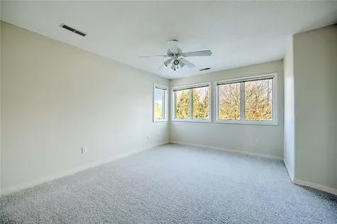 461 North Lane Bristol RI 02809