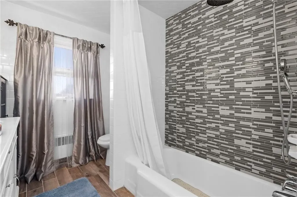 135 Meshanticut Valley Parkway Cranston RI 02920