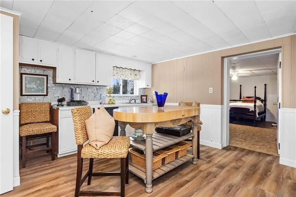 135 Meshanticut Valley Parkway Cranston RI 02920