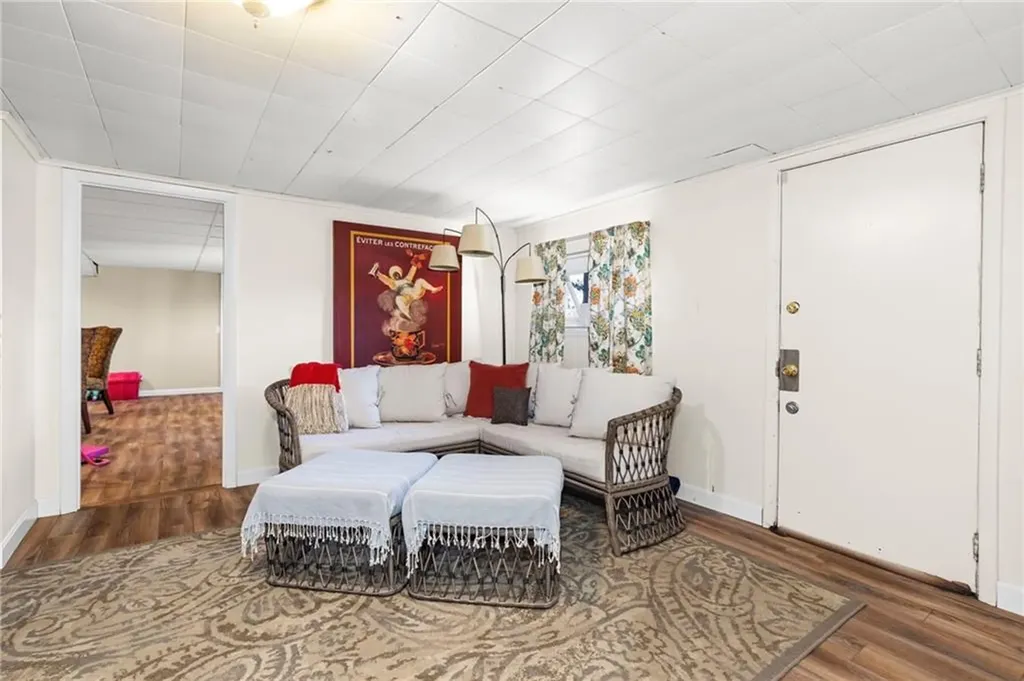 135 Meshanticut Valley Parkway Cranston RI 02920