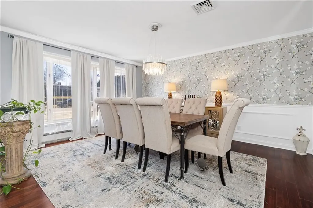 135 Meshanticut Valley Parkway Cranston RI 02920