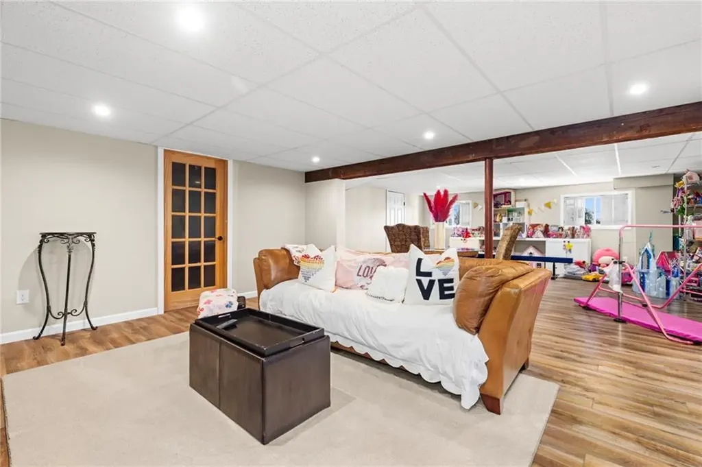 135 Meshanticut Valley Parkway Cranston RI 02920