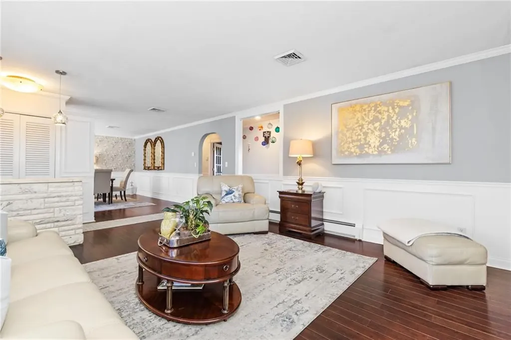 135 Meshanticut Valley Parkway Cranston RI 02920