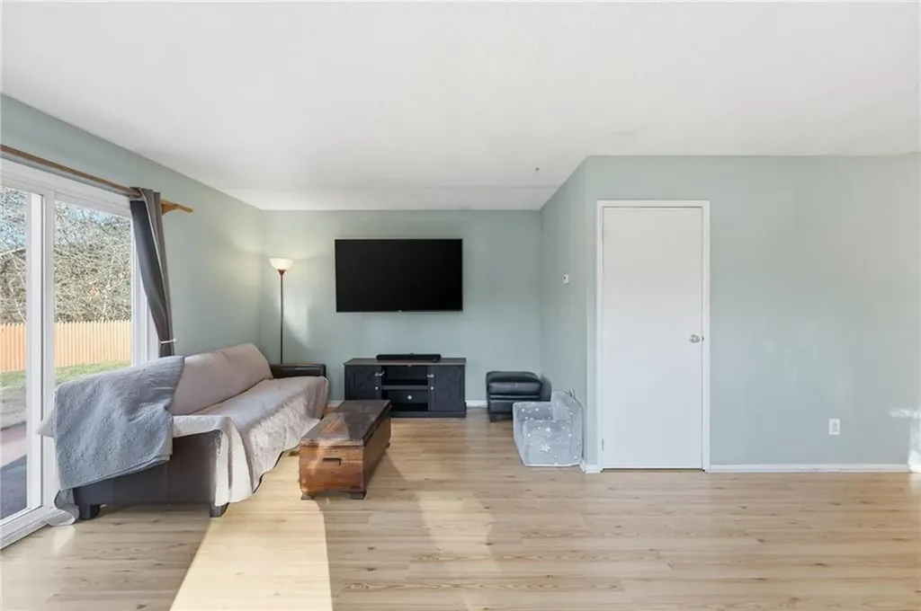 12 Paige Drive Coventry RI 02816