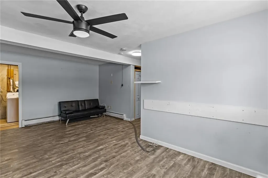 102 Easton Avenue Portsmouth RI 02871
