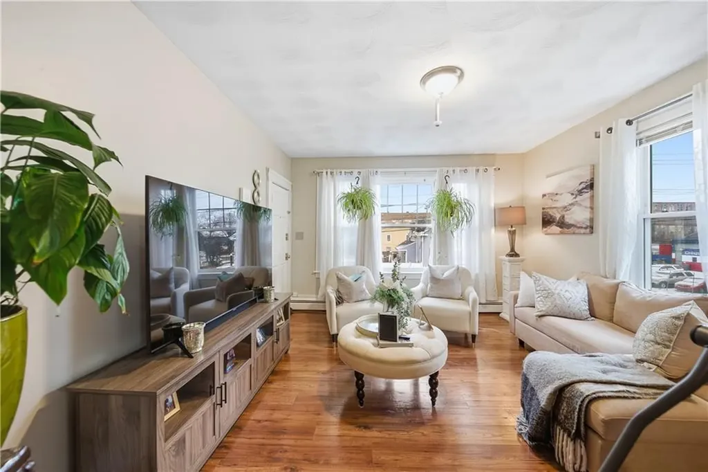 616 618 Lonsdale Avenue Central Falls RI 02863