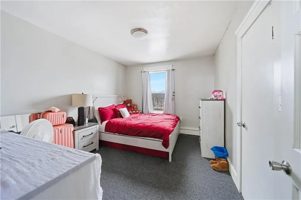 616 618 Lonsdale Avenue Central Falls RI 02863