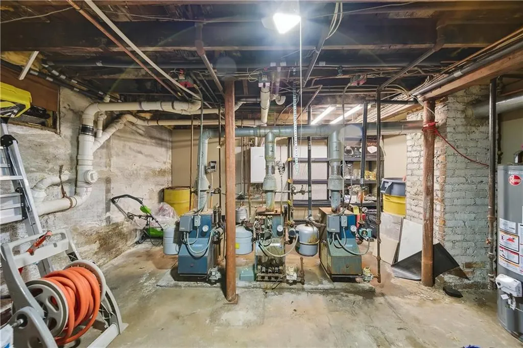 616 618 Lonsdale Avenue Central Falls RI 02863