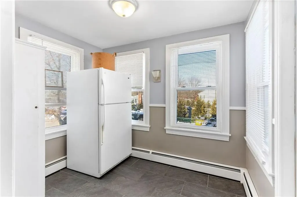 52 Barrett Avenue North Providence RI 02904