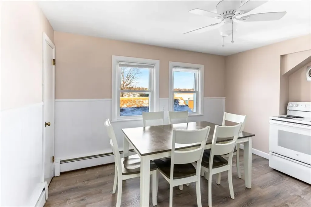 52 Barrett Avenue North Providence RI 02904