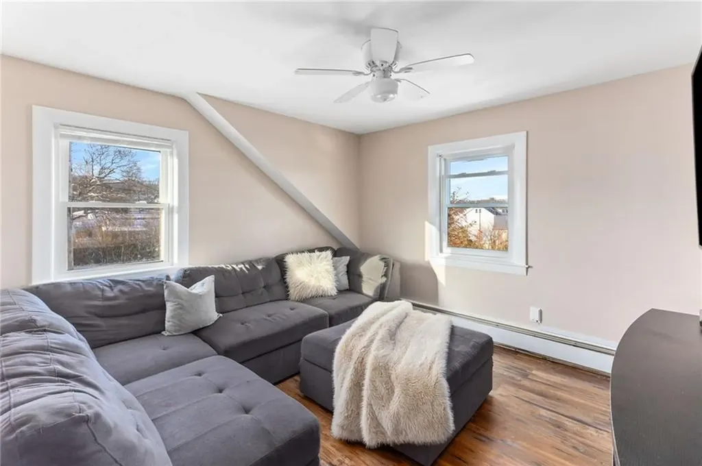 52 Barrett Avenue North Providence RI 02904