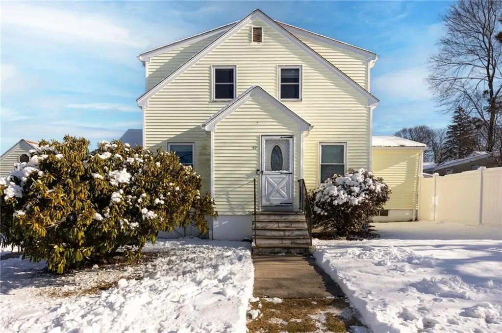 52 Barrett Avenue North Providence RI 02904