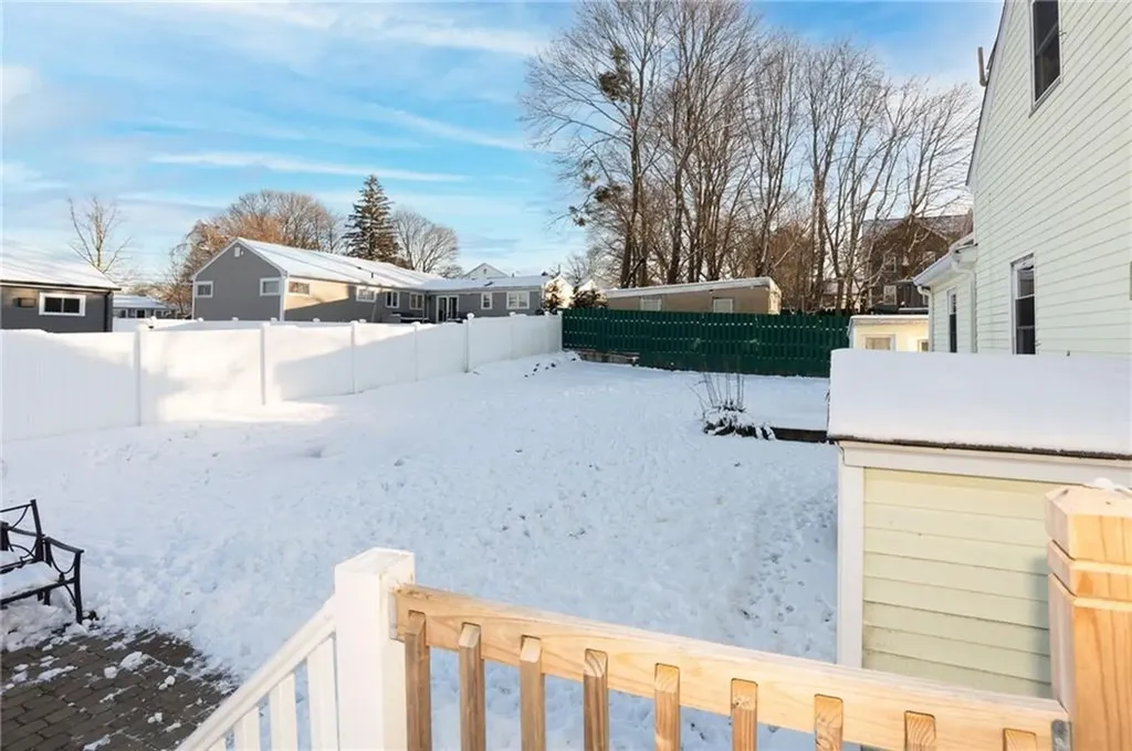 52 Barrett Avenue North Providence RI 02904
