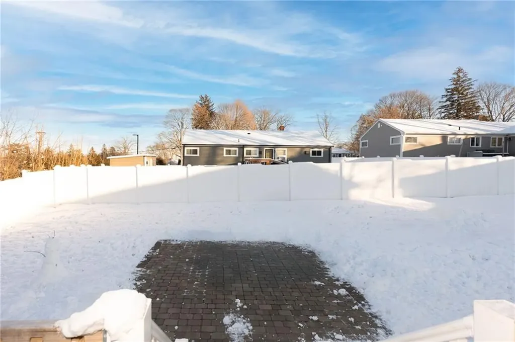 52 Barrett Avenue North Providence RI 02904