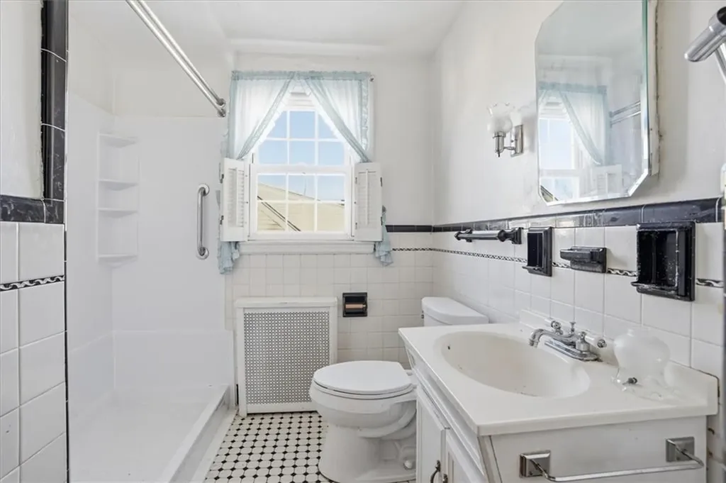 269 Nelson Street Providence RI 02908