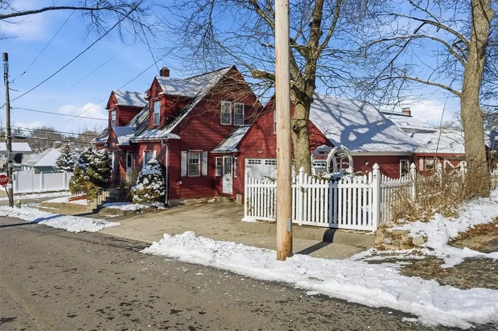 269 Nelson Street Providence RI 02908