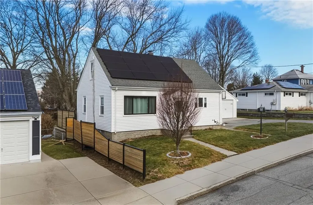 310 King Philip Street Fall River MA 02724