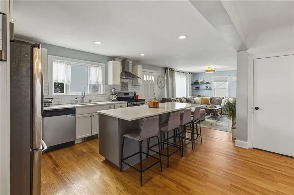 310 King Philip Street Fall River MA 02724