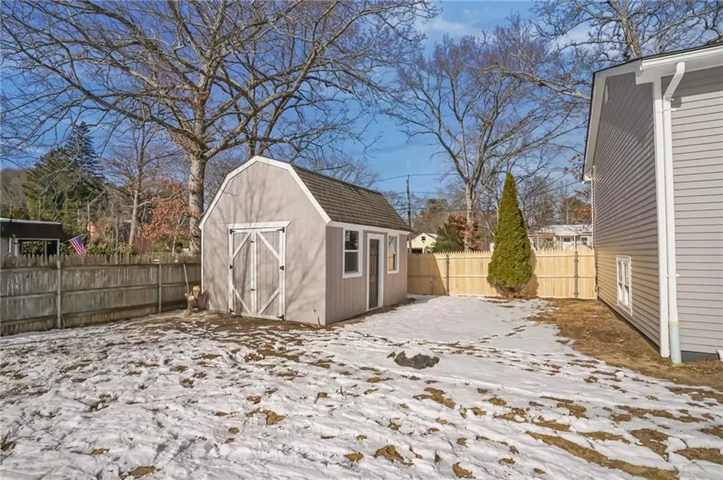 21 Florida Avenue Coventry RI 02816