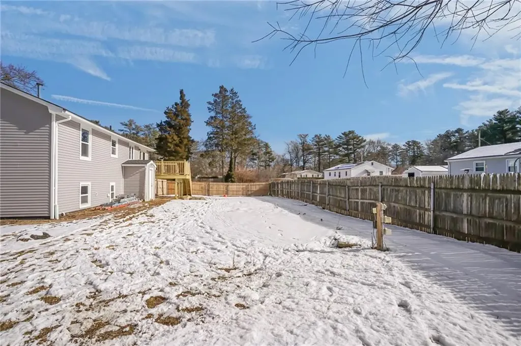 21 Florida Avenue Coventry RI 02816