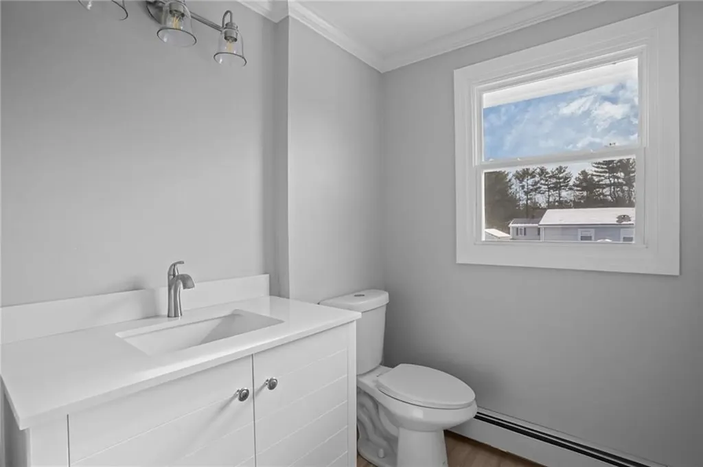 21 Florida Avenue Coventry RI 02816