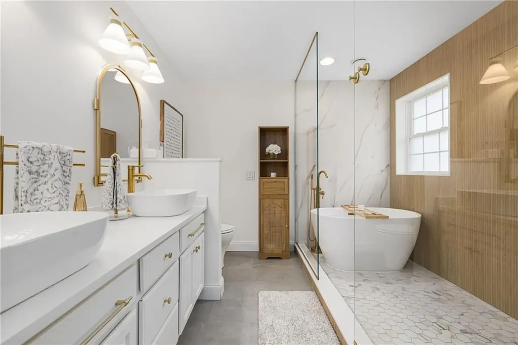 14 Sables Way Lincoln RI 02865