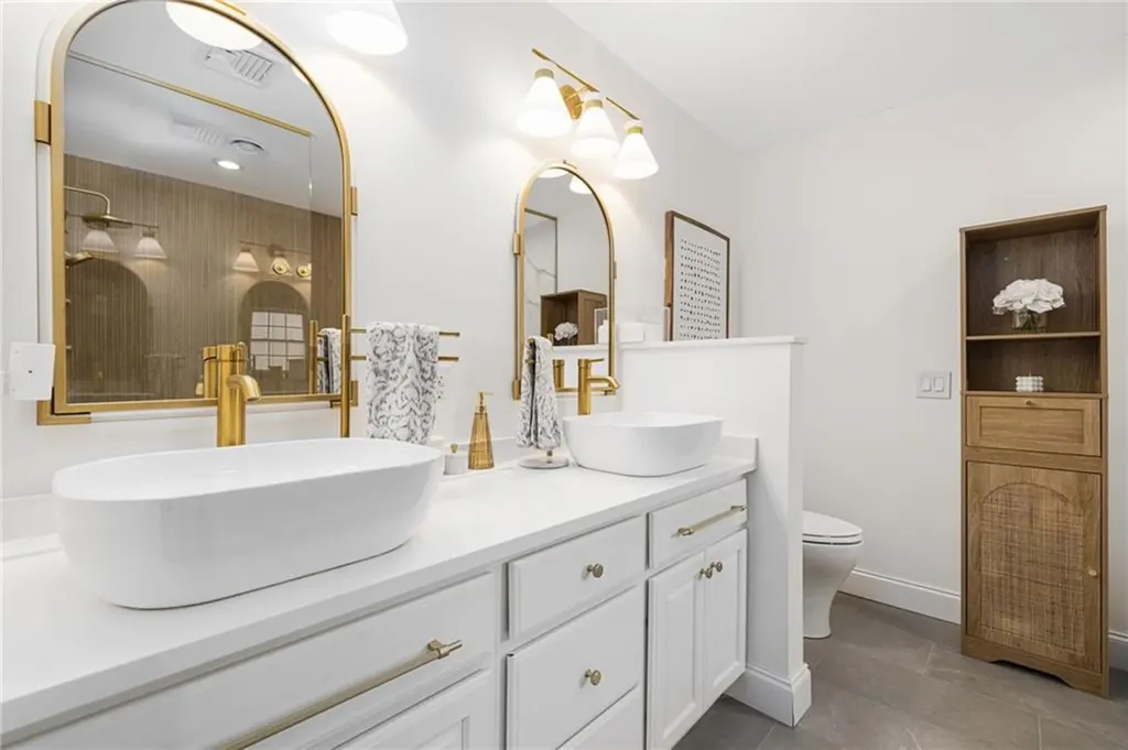 14 Sables Way Lincoln RI 02865