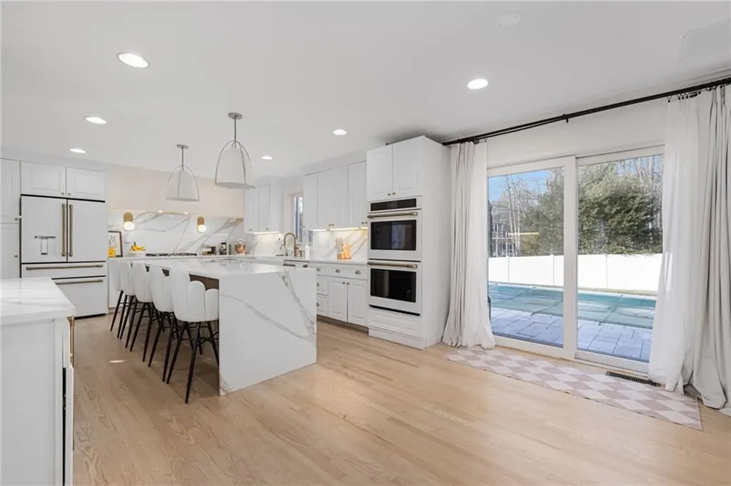 14 Sables Way Lincoln RI 02865