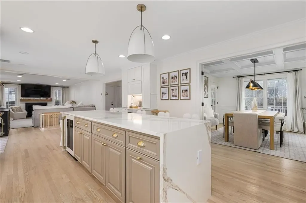 14 Sables Way Lincoln RI 02865