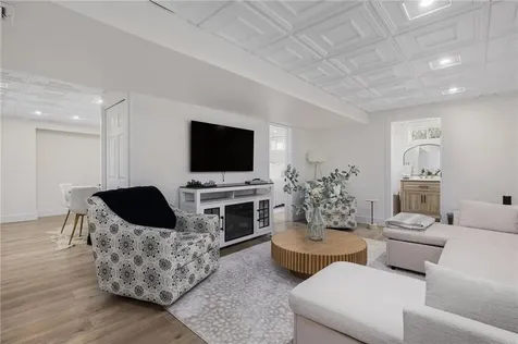 14 Sables Way Lincoln RI 02865