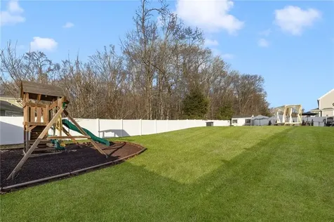 14 Sables Way Lincoln RI 02865