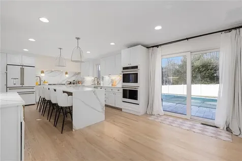 14 Sables Way Lincoln RI 02865