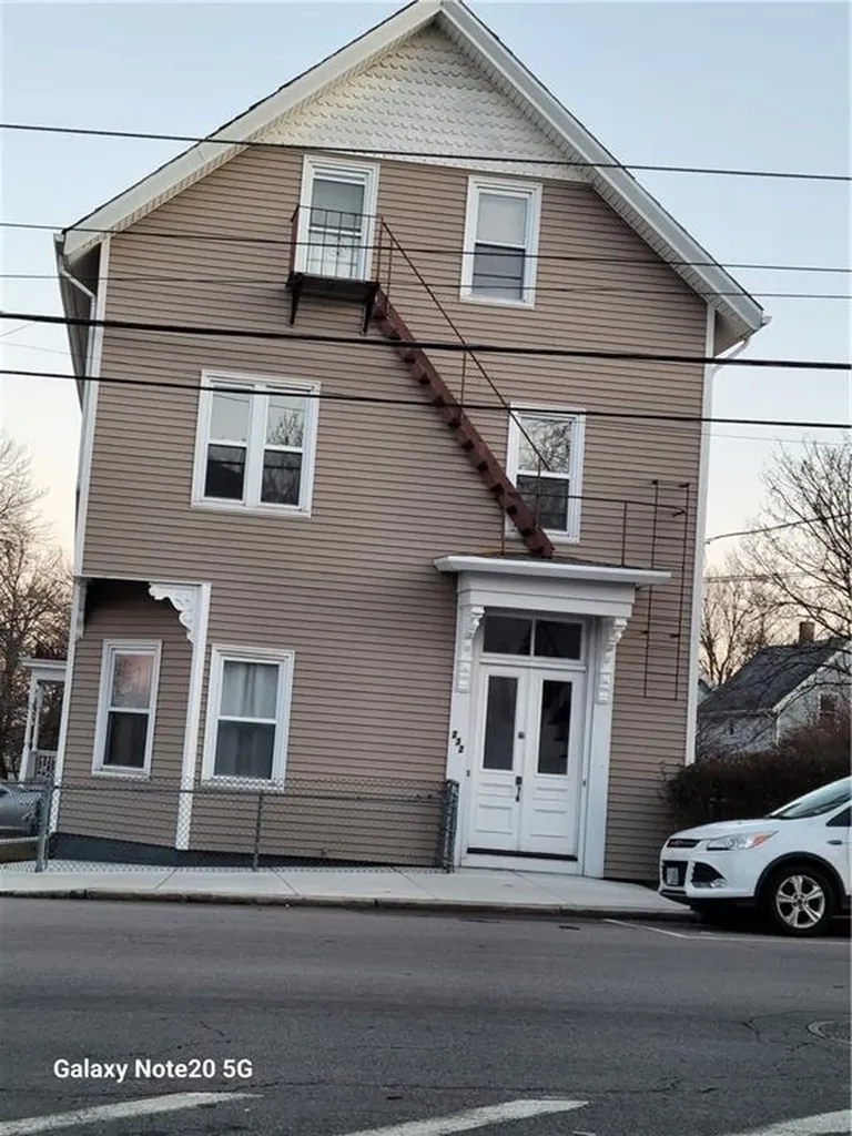 230 Pawtucket Avenue Pawtucket RI 02860